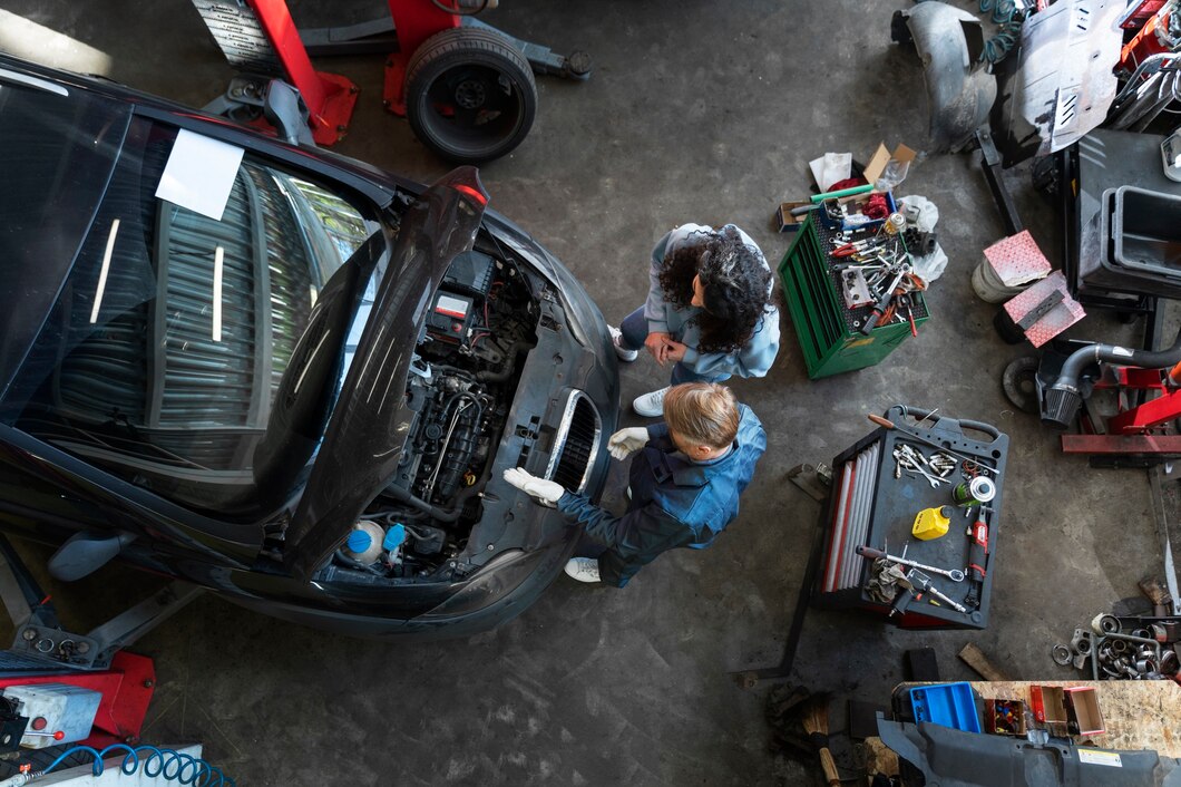 What Is the Difference Between a Dealership and an Independent Repair Shop?
