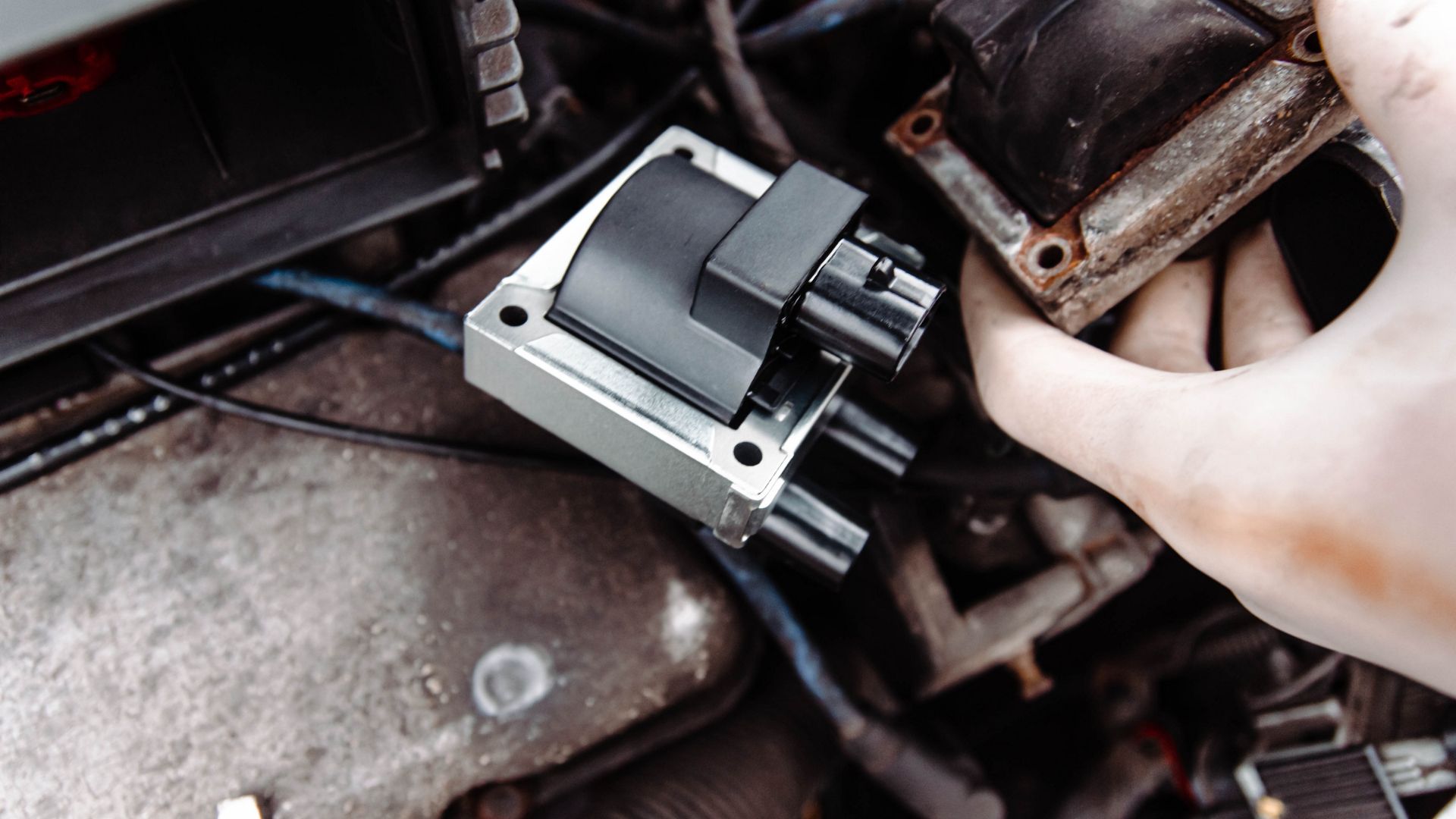 Failing Ignition Coil Symptoms: Spot the Signs Before Costly Repairs